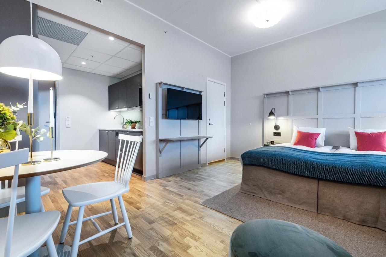 Biz Apartment Bromma 스톡홀름 외부 사진 A typical room at the hotel