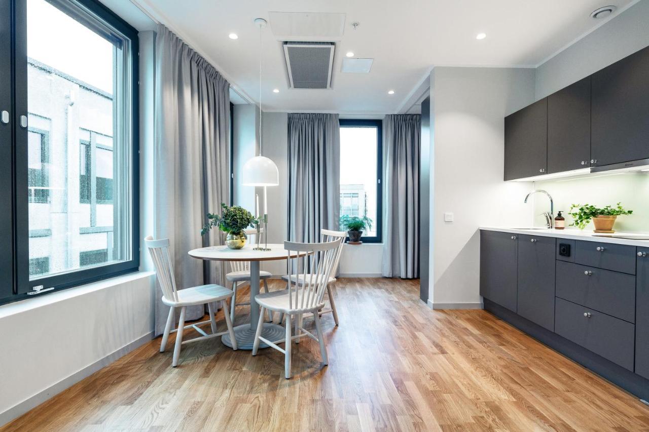 Biz Apartment Bromma 스톡홀름 외부 사진 A typical apartment